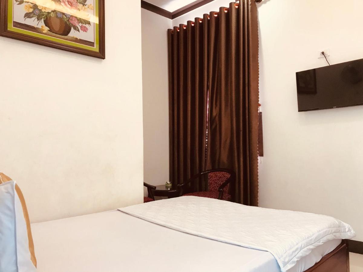 Khach San Thu Thao Hotel Фан Ранг Екстериор снимка