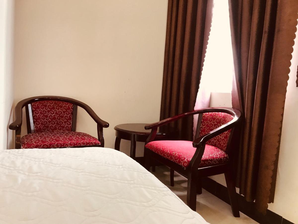 Khach San Thu Thao Hotel Фан Ранг Екстериор снимка