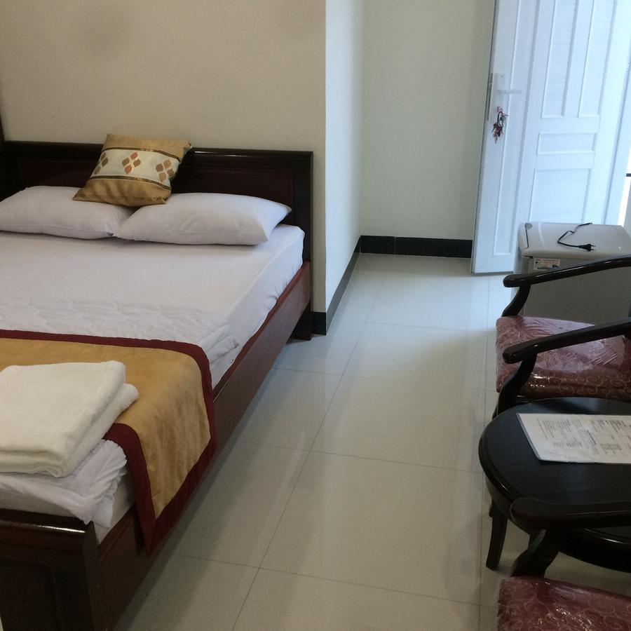 Khach San Thu Thao Hotel Фан Ранг Екстериор снимка